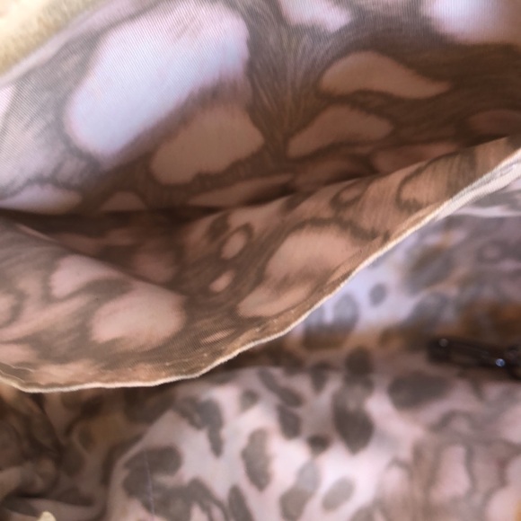 Handbag - Picture 8 of 10